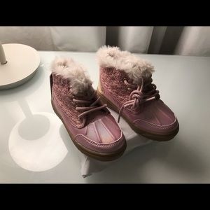 Oshkosh B’gosh Toddler Girls Boots